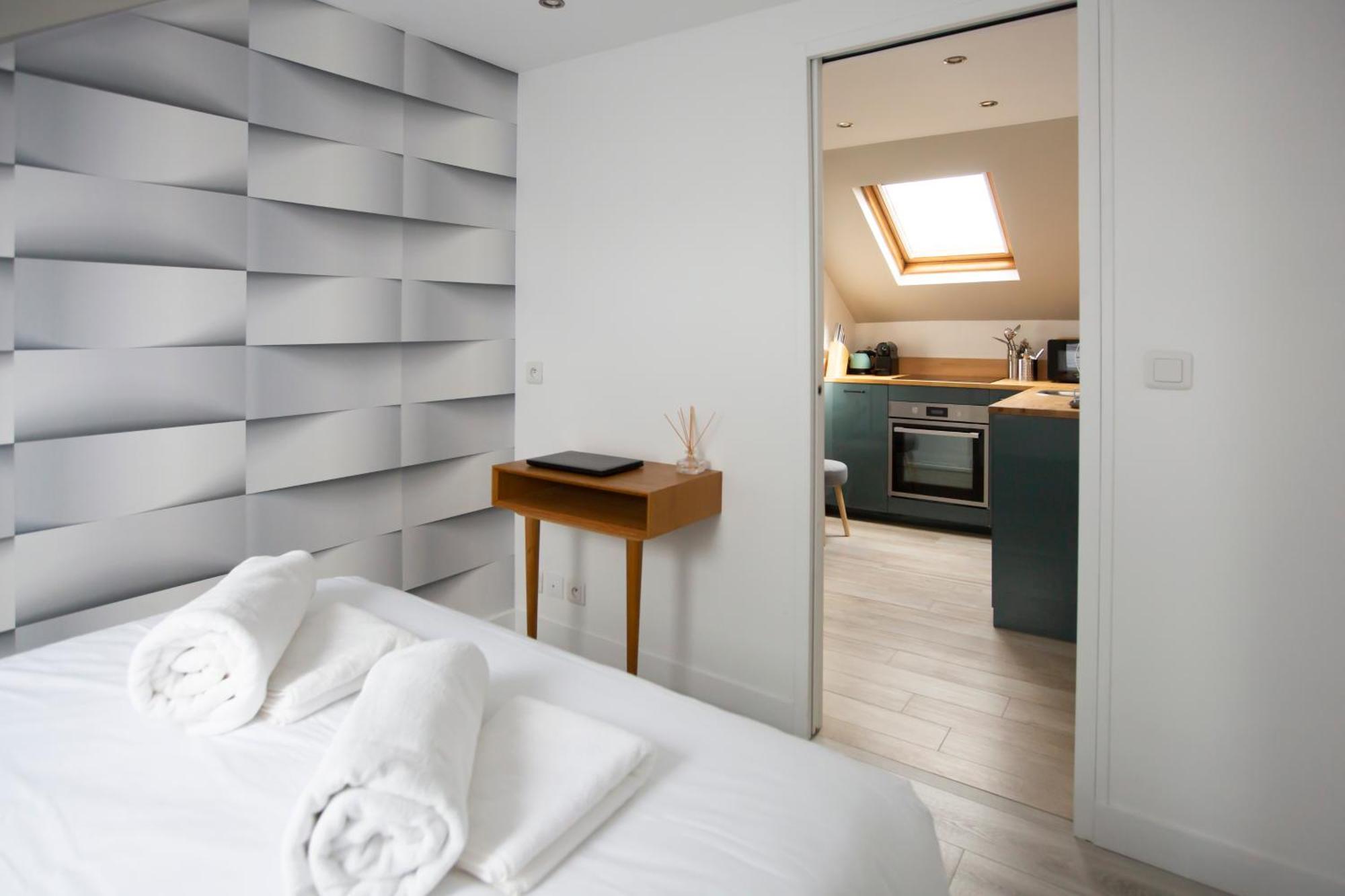 Modern Apartement In The City Center. Poissy Exterior foto